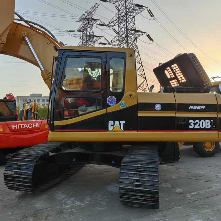 Used Cat Excavator Japan 20 Tons Digger Machinery Caterpillar CAT 320BL for Sale Cat 320B 320BL 320C 320D 320CL 320DL in Stock - Excavadora: foto 1 Used Cat Excavator Japan 20 Tons Digger Machinery Caterpillar CAT 320BL for Sale Cat 320B 320BL 320C 320D 320CL 320DL in Stock - Excavadora: foto 1