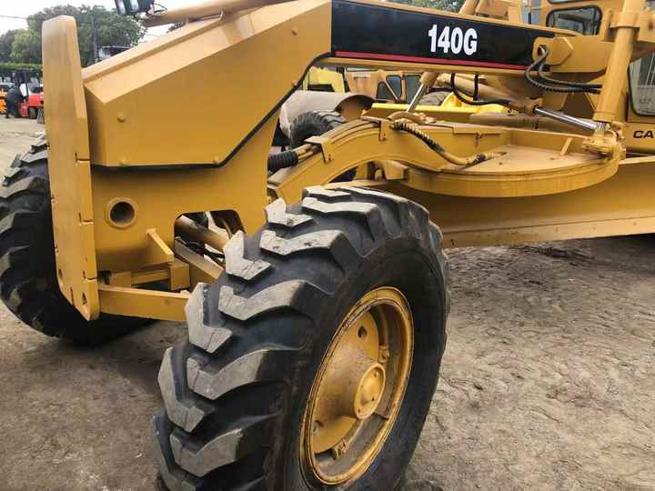 Used Caterpillar CAT 140G Land Road Motor Grader CAT140G CAT Used Grader Cheap Price for Sale - Grader: foto 5 Used Caterpillar CAT 140G Land Road Motor Grader CAT140G CAT Used Grader Cheap Price for Sale - Grader: foto 5