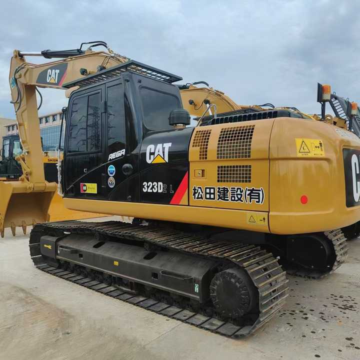 Used Digger CAT 323 Construction Machinery Construction Digger Used CAT 323 Cheap Excavator - Excavadora de cadenas: foto 1 Used Digger CAT 323 Construction Machinery Construction Digger Used CAT 323 Cheap Excavator - Excavadora de cadenas: foto 1