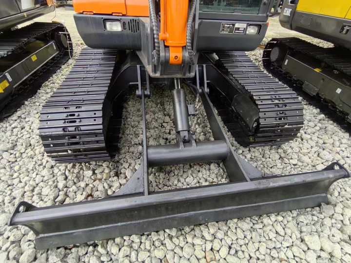 Used Digger DOOSAN DX60 Construction Machinery Construction Digger Used DOOSAN DX60 Cheap Excavator - Excavadora de cadenas: foto 4 Used Digger DOOSAN DX60 Construction Machinery Construction Digger Used DOOSAN DX60 Cheap Excavator - Excavadora de cadenas: foto 4