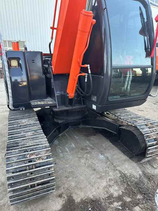 Used Hitachi Excavator ZX70 Japan Import Second Hand Small Crawler ZX70 Excavator for Sale - Excavadora de cadenas: foto 5 Used Hitachi Excavator ZX70 Japan Import Second Hand Small Crawler ZX70 Excavator for Sale - Excavadora de cadenas: foto 5