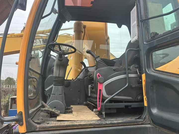 Used Hyundai Korea Hydraulic Excavator Hyundai 210-9 Excavator Excellent Condition 21 Ton Used Excavator for Sale - Excavadora: foto 5 Used Hyundai Korea Hydraulic Excavator Hyundai 210-9 Excavator Excellent Condition 21 Ton Used Excavator for Sale - Excavadora: foto 5