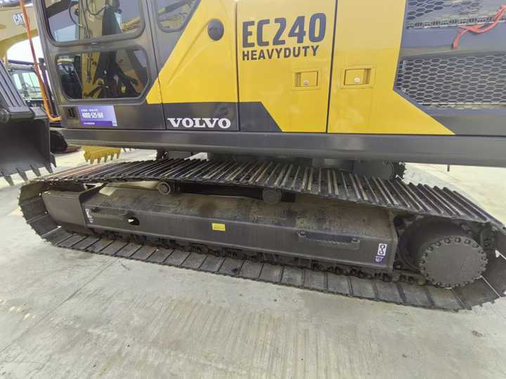 Used Original Volvo Brand Ec240d Low Working Hours Used Excavator Volvo Ec240 Cheap Price Construction Machine Volvo240 290 - Excavadora de cadenas: foto 3 Used Original Volvo Brand Ec240d Low Working Hours Used Excavator Volvo Ec240 Cheap Price Construction Machine Volvo240 290 - Excavadora de cadenas: foto 3