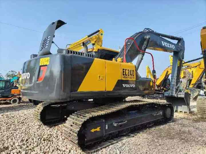 Used volvo ec240 excavator for sale korea brand volvo ec210 240 250 290 300 excavator for sale - Excavadora: foto 4 Used volvo ec240 excavator for sale korea brand volvo ec210 240 250 290 300 excavator for sale - Excavadora: foto 4