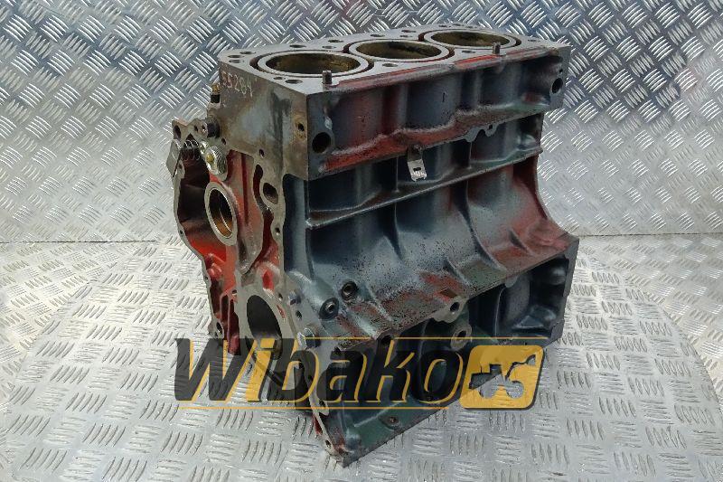 Block for engine Deutz F3L1011F 04178909 - Bloque de cilindros para Maquinaria de construcción: foto 1 Block for engine Deutz F3L1011F 04178909 - Bloque de cilindros para Maquinaria de construcción: foto 1
