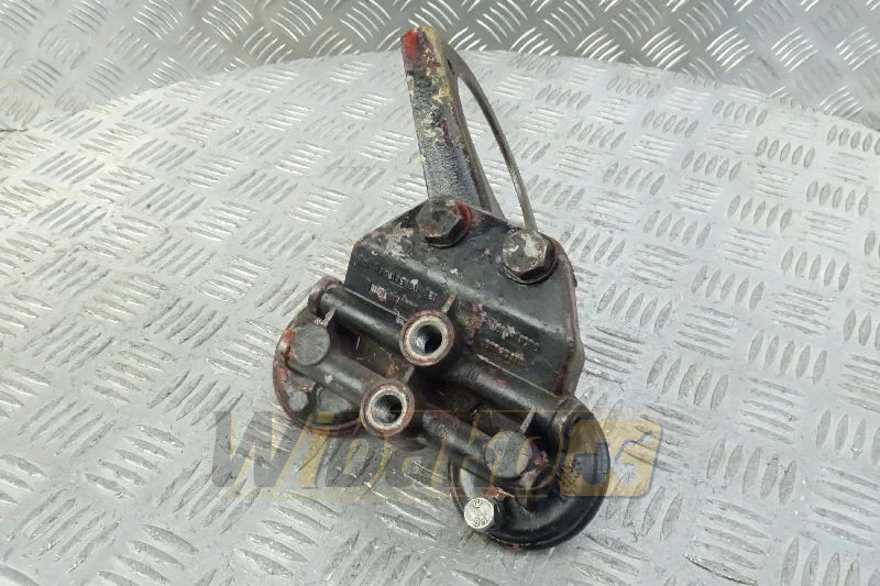 Deutz F10L413 - Filtro de combustible para Maquinaria de construcción: foto 1 Deutz F10L413 - Filtro de combustible para Maquinaria de construcción: foto 1