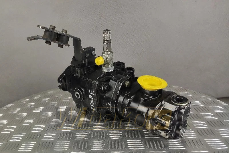 Eaton 70160-RIE-03 100809R161006 - Bomba hidráulica para Maquinaria de construcción: foto 2 Eaton 70160-RIE-03 100809R161006 - Bomba hidráulica para Maquinaria de construcción: foto 2