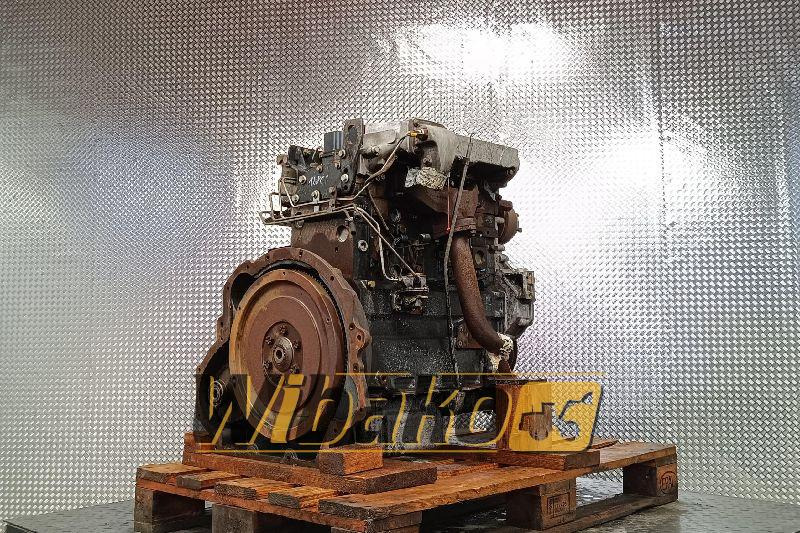 Engine Perkins 1004-4 AA - Motor para Maquinaria de construcción: foto 1 Engine Perkins 1004-4 AA - Motor para Maquinaria de construcción: foto 1