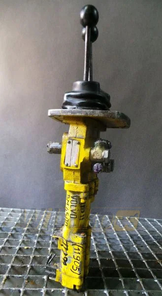 Hydreco V0605ABG50L123035/A/82 - Válvula hidráulica para Maquinaria de construcción: foto 2 Hydreco V0605ABG50L123035/A/82 - Válvula hidráulica para Maquinaria de construcción: foto 2