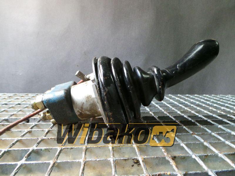 Joystick Rexroth P5343310V - Cabina e interior para Maquinaria de construcción: foto 1 Joystick Rexroth P5343310V - Cabina e interior para Maquinaria de construcción: foto 1
