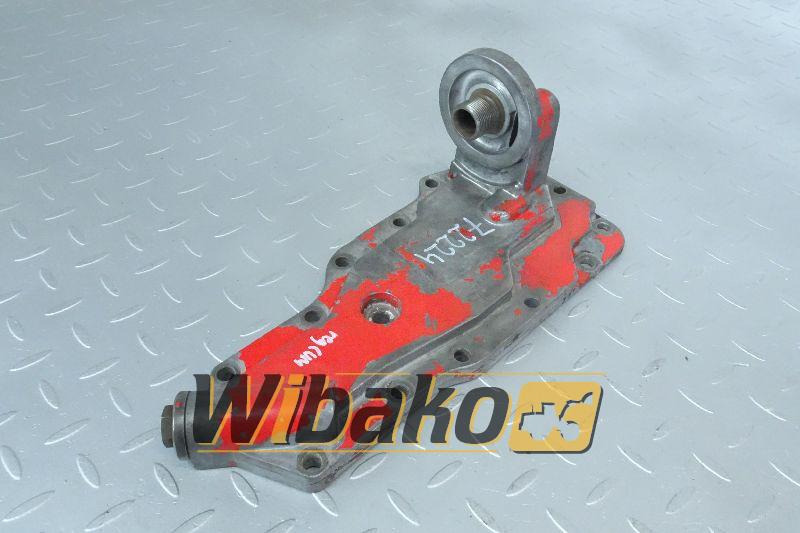 Oil filter bracket Cummins 3902295 - Filtro de aceite para Maquinaria de construcción: foto 1 Oil filter bracket Cummins 3902295 - Filtro de aceite para Maquinaria de construcción: foto 1