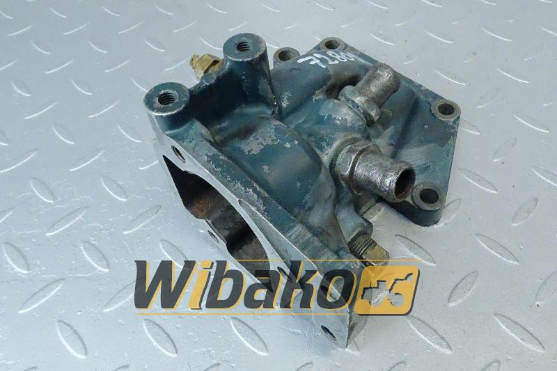 Thermostat housing for engine Kubota V3300 1C011-72707 - Termostato para Maquinaria de construcción: foto 1 Thermostat housing for engine Kubota V3300 1C011-72707 - Termostato para Maquinaria de construcción: foto 1