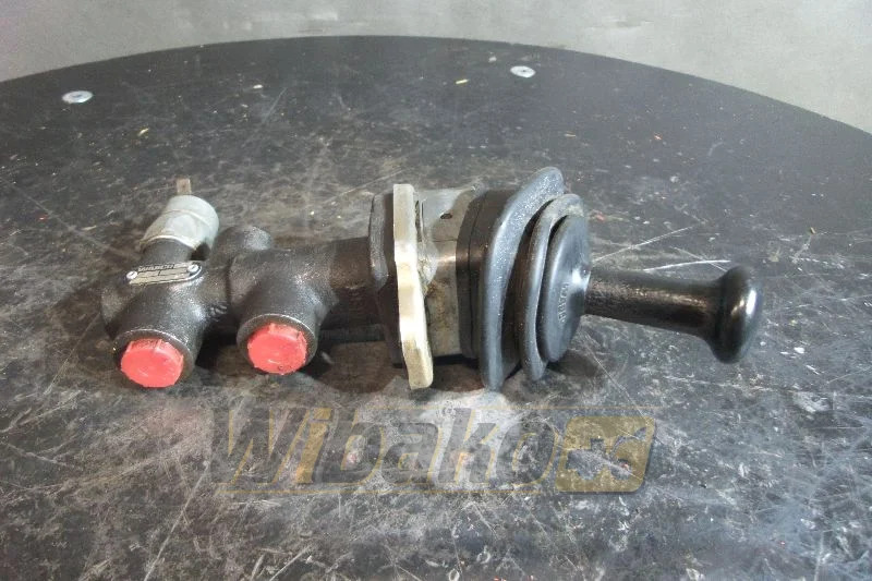 Wabco 4674100120 - Válvula hidráulica para Maquinaria de construcción: foto 1 Wabco 4674100120 - Válvula hidráulica para Maquinaria de construcción: foto 1