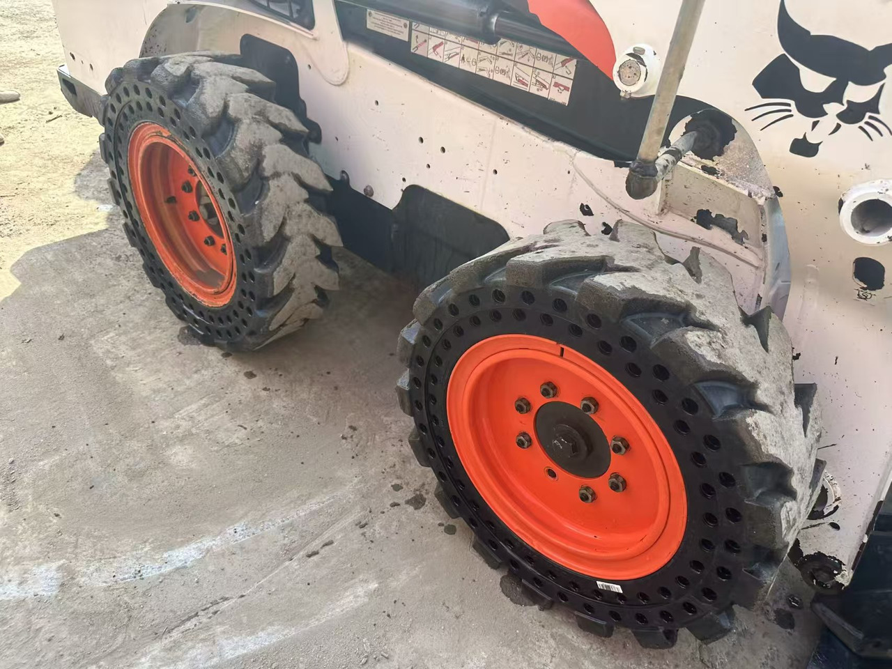 BOBCAT s550 - Cargadora de ruedas: foto 3 BOBCAT s550 - Cargadora de ruedas: foto 3