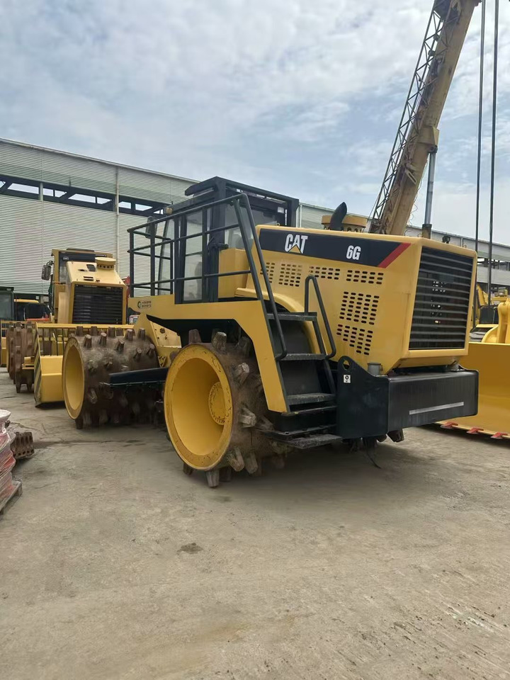 CATERPILLAR 6G - Compactador: foto 4 CATERPILLAR 6G - Compactador: foto 4