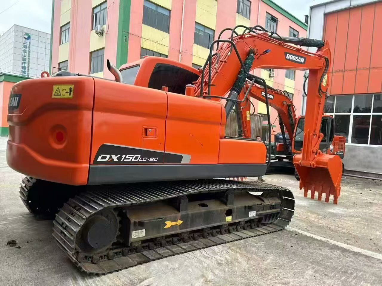 Doosan DX150 - Excavadora de cadenas: foto 4 Doosan DX150 - Excavadora de cadenas: foto 4