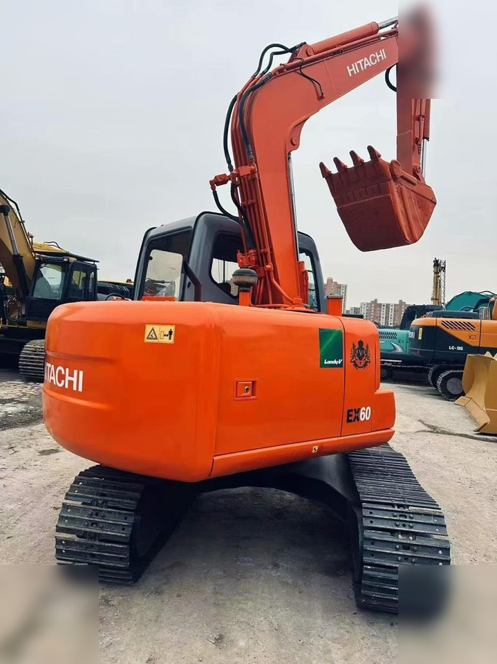 HITACHI EX60-5 - Excavadora de cadenas: foto 1 HITACHI EX60-5 - Excavadora de cadenas: foto 1