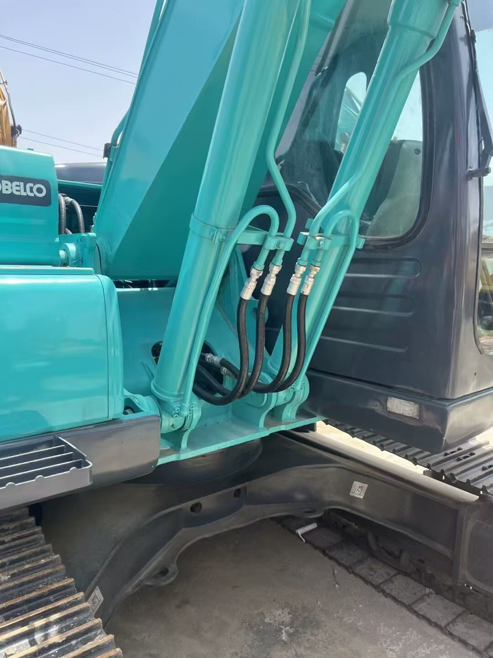 KOBELCO sk130lc - Excavadora de cadenas: foto 2 KOBELCO sk130lc - Excavadora de cadenas: foto 2