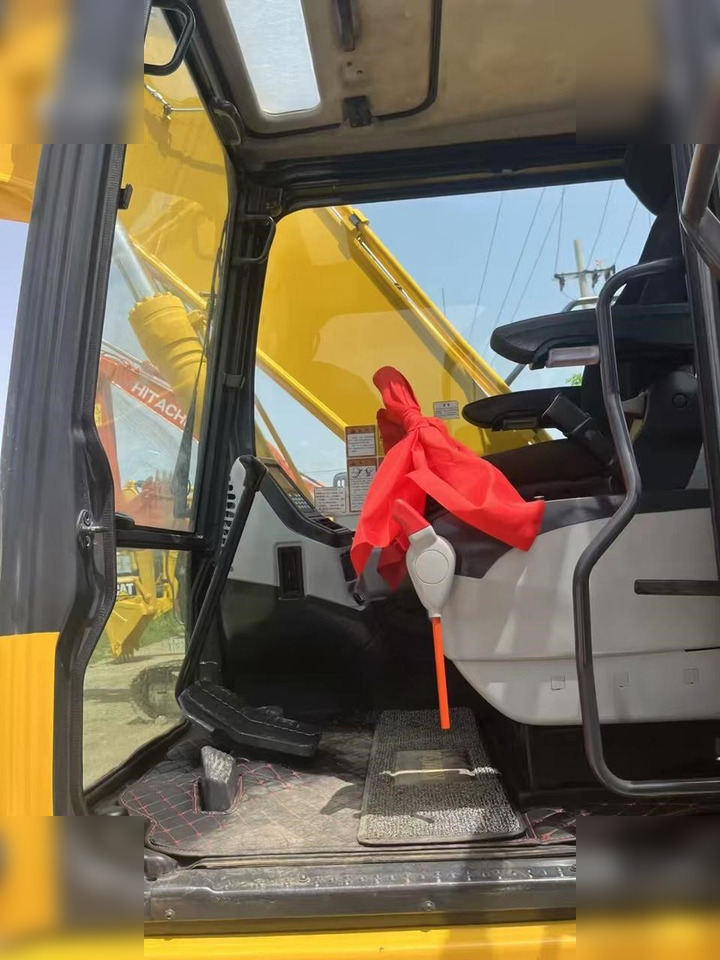 Excavadora de cadenas KOMATSU PC160 LC-7: foto 13 Excavadora de cadenas KOMATSU PC160 LC-7: foto 13