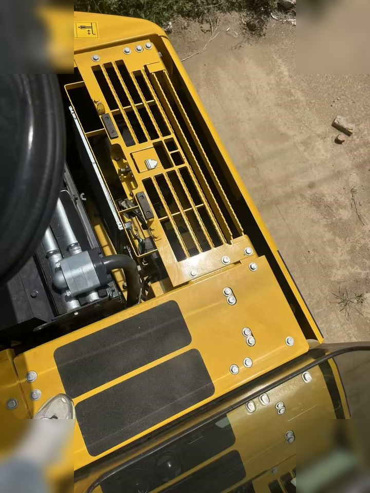 Excavadora de cadenas KOMATSU PC160 LC-7: foto 15 Excavadora de cadenas KOMATSU PC160 LC-7: foto 15