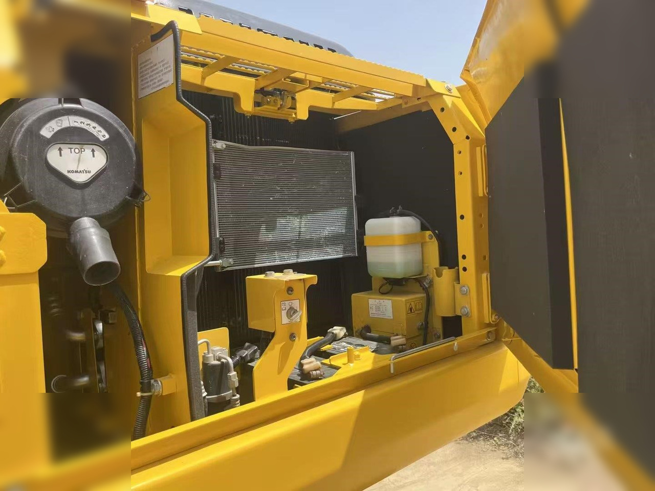 Excavadora de cadenas KOMATSU PC160 LC-7: foto 11 Excavadora de cadenas KOMATSU PC160 LC-7: foto 11