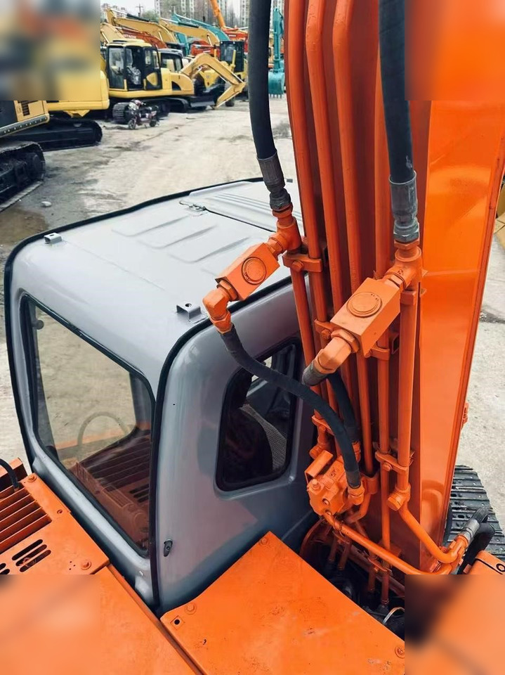 KOMATSU PC60 LC-5 - Excavadora de cadenas: foto 3 KOMATSU PC60 LC-5 - Excavadora de cadenas: foto 3