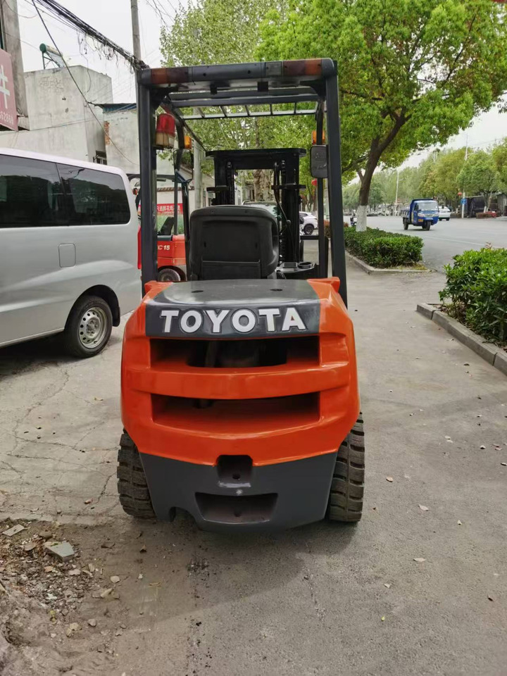 Plataforma de mástil vertical Toyata 3-ton: foto 8
