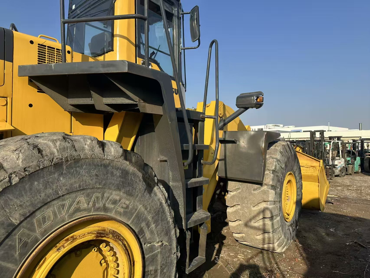 VOLVO L105 - Cargadora de ruedas: foto 4 VOLVO L105 - Cargadora de ruedas: foto 4