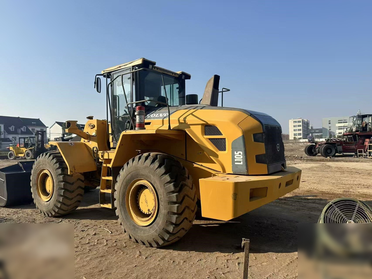 VOLVO L105 - Cargadora de ruedas: foto 3 VOLVO L105 - Cargadora de ruedas: foto 3