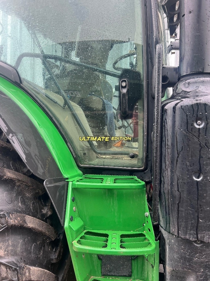 John Deere 6215 R Ultimate - Tractor: foto 5 John Deere 6215 R Ultimate - Tractor: foto 5