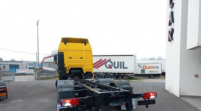 MAN TGX 26.500 EURO 6 2019 A TELAIO FULL OPTIONAL - Camión chasis: foto 5 MAN TGX 26.500 EURO 6 2019 A TELAIO FULL OPTIONAL - Camión chasis: foto 5