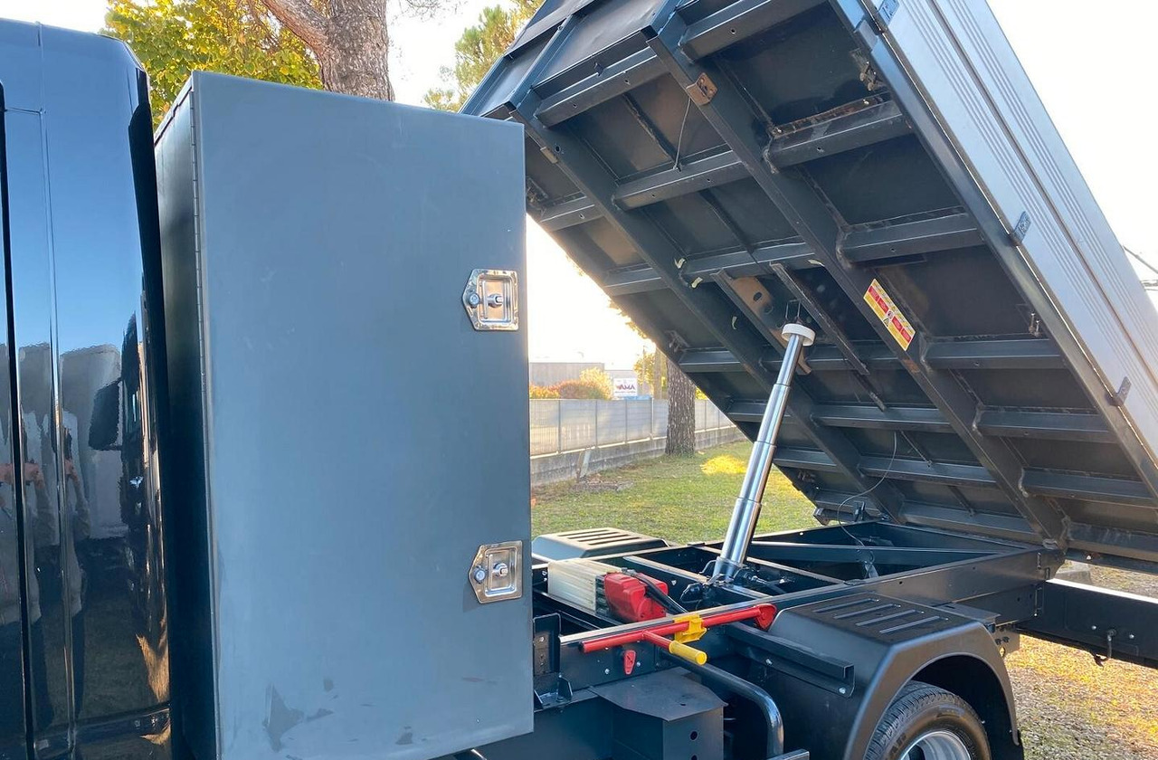 Leasing de OPEL MOVANO CASSONE RIBALTABILE E PORTA ATTREZZI OPEL MOVANO CASSONE RIBALTABILE E PORTA ATTREZZI: foto 6 Leasing de OPEL MOVANO CASSONE RIBALTABILE E PORTA ATTREZZI OPEL MOVANO CASSONE RIBALTABILE E PORTA ATTREZZI: foto 6