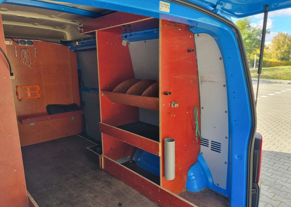 Furgoneta pequeña Volkswagen Transporter: foto 18 Furgoneta pequeña Volkswagen Transporter: foto 18