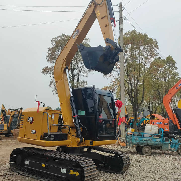 Cat Machine Used Mini Excavator CAT307 Cat Used Excavator - Miniexcavadora: foto 1 Cat Machine Used Mini Excavator CAT307 Cat Used Excavator - Miniexcavadora: foto 1