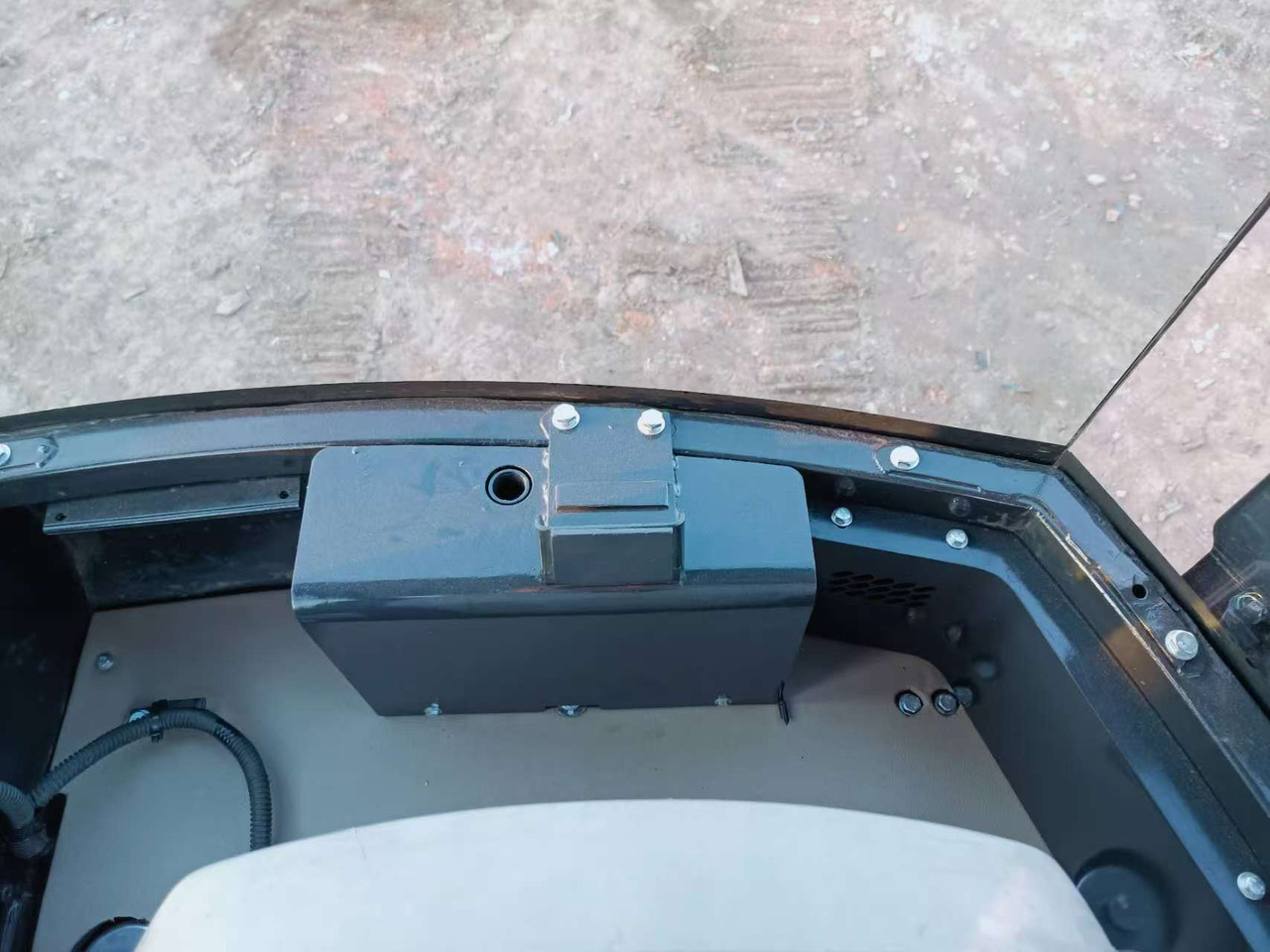 KOMATSU Best Quality Komatsu PC35mr Used Mini Excavator Earth-moving Machinery in Good Condition - Miniexcavadora: foto 3 KOMATSU Best Quality Komatsu PC35mr Used Mini Excavator Earth-moving Machinery in Good Condition - Miniexcavadora: foto 3