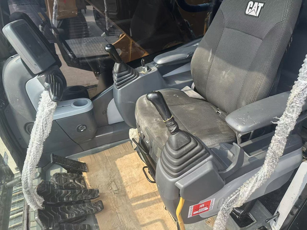 CATERPILLAR Used Digger CAT 323DL Construction Machinery Construction Digger Used CAT 323DL Cheap Excavator - Maquinaria de construcción: foto 3 CATERPILLAR Used Digger CAT 323DL Construction Machinery Construction Digger Used CAT 323DL Cheap Excavator - Maquinaria de construcción: foto 3