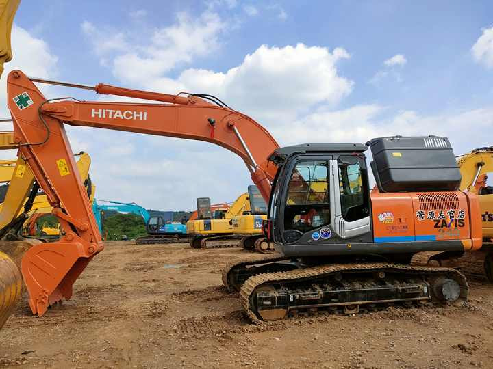 Original Japan Hitachi ZX240 Excavator Hitachi Excavator in Low Price for Hot Sale - Excavadora de cadenas: foto 2 Original Japan Hitachi ZX240 Excavator Hitachi Excavator in Low Price for Hot Sale - Excavadora de cadenas: foto 2