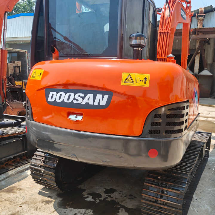 Original Second-hand Doosan DH60-7 Excavator Is in Good Condition Strong and Simple Maintenance - Excavadora de cadenas: foto 5 Original Second-hand Doosan DH60-7 Excavator Is in Good Condition Strong and Simple Maintenance - Excavadora de cadenas: foto 5