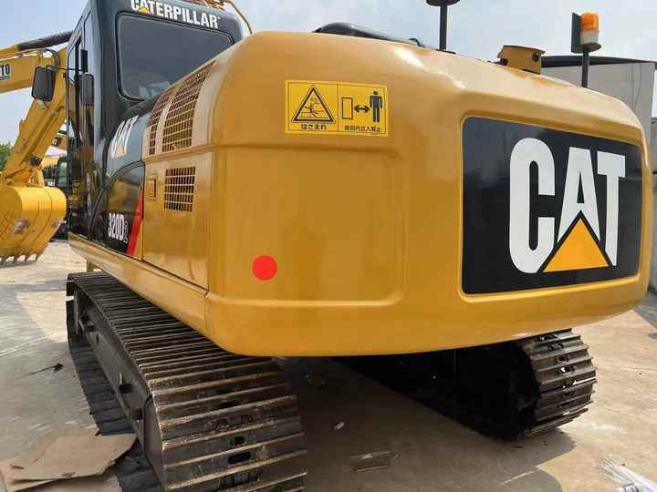 Reasonable Price Japan Original 330d2 Caterpillar Excavator CAT USED 329D2 320D2 325D 315D Excavator - Excavadora de cadenas: foto 3 Reasonable Price Japan Original 330d2 Caterpillar Excavator CAT USED 329D2 320D2 325D 315D Excavator - Excavadora de cadenas: foto 3