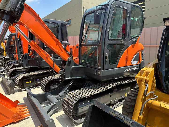 USED Doosan Dx55 Mini Excavator with Good Condition for Sale - Miniexcavadora: foto 3 USED Doosan Dx55 Mini Excavator with Good Condition for Sale - Miniexcavadora: foto 3