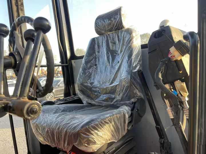 USED Komatsu GD655 Grader with Good Condition for Sale - Grader: foto 5 USED Komatsu GD655 Grader with Good Condition for Sale - Grader: foto 5