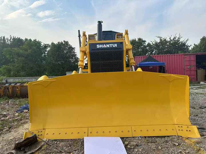 Used China Brand Shantui Sd32 Bulldozer in Stock High Quality Shantui Sd16 22 32 Bulldozer for Sale - Bulldozer: foto 4 Used China Brand Shantui Sd32 Bulldozer in Stock High Quality Shantui Sd16 22 32 Bulldozer for Sale - Bulldozer: foto 4