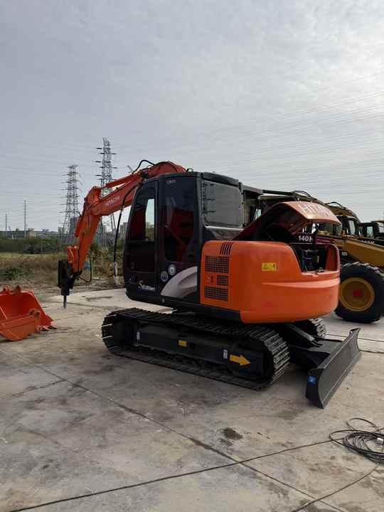 Used Hitachi Earth Moving Machine Zaxis70 Second Hand Small Size Mini Diggers Used Hitachi Mini Excavators Zx55 Zx50 Zx60 Zx70 - Miniexcavadora: foto 5 Used Hitachi Earth Moving Machine Zaxis70 Second Hand Small Size Mini Diggers Used Hitachi Mini Excavators Zx55 Zx50 Zx60 Zx70 - Miniexcavadora: foto 5