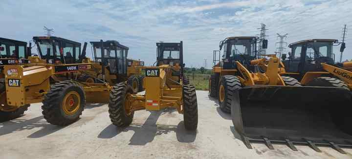 Used Japan Imported Caterpillar 140M Cat 140m Motor Grader with Good Quality and Low Price for Sale - Excavadora de cadenas: foto 3 Used Japan Imported Caterpillar 140M Cat 140m Motor Grader with Good Quality and Low Price for Sale - Excavadora de cadenas: foto 3
