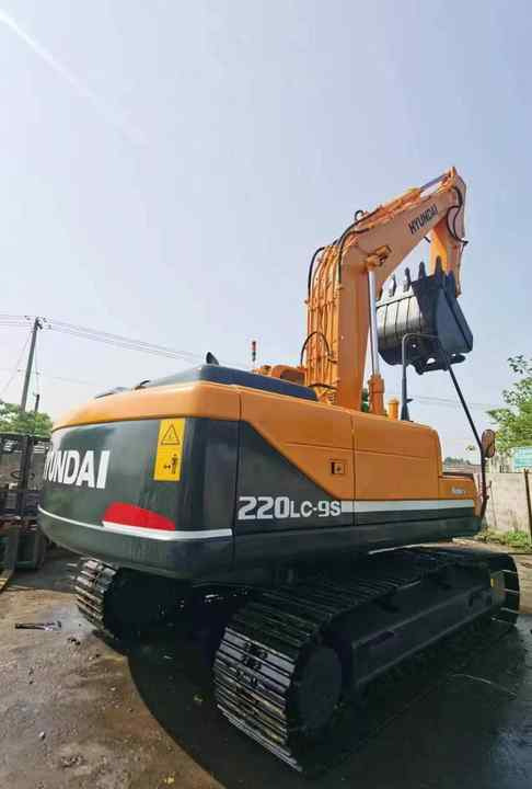 Used Machines Doosan Dx220-9 for Sale ,original Excavator for Sale - Excavadora de cadenas: foto 3 Used Machines Doosan Dx220-9 for Sale ,original Excavator for Sale - Excavadora de cadenas: foto 3