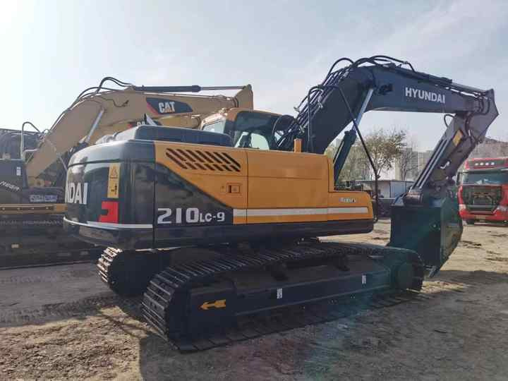 Hyundai Excavator Used Machine 210-9s Heavy Construction Equipment Crawler Excavator Hot Sale - Excavadora de cadenas: foto 5 Hyundai Excavator Used Machine 210-9s Heavy Construction Equipment Crawler Excavator Hot Sale - Excavadora de cadenas: foto 5