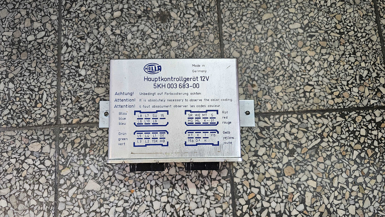 Sterownik kombajn Deutz Fahr 5HK003683 0626_2035 - Piezas de recambio para Maquinaria agrícola: foto 1 Sterownik kombajn Deutz Fahr 5HK003683 0626_2035 - Piezas de recambio para Maquinaria agrícola: foto 1