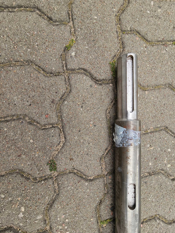 Wał odrzutnika kombajn Deutz Fahr 0625_8344 - Piezas de recambio para Maquinaria agrícola: foto 2 Wał odrzutnika kombajn Deutz Fahr 0625_8344 - Piezas de recambio para Maquinaria agrícola: foto 2