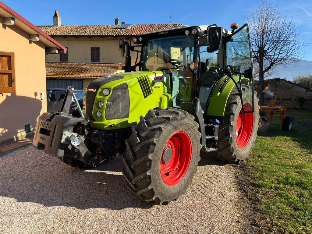 Claas Arion 450 - Tractor: foto 1 Claas Arion 450 - Tractor: foto 1