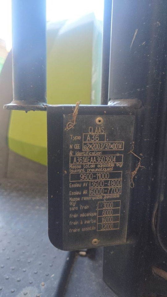 Claas Arion 630 CIS - Tractor: foto 3 Claas Arion 630 CIS - Tractor: foto 3